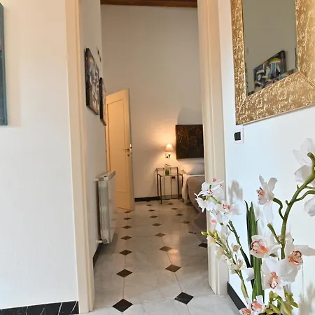 Apartman Izzhome Elegance *